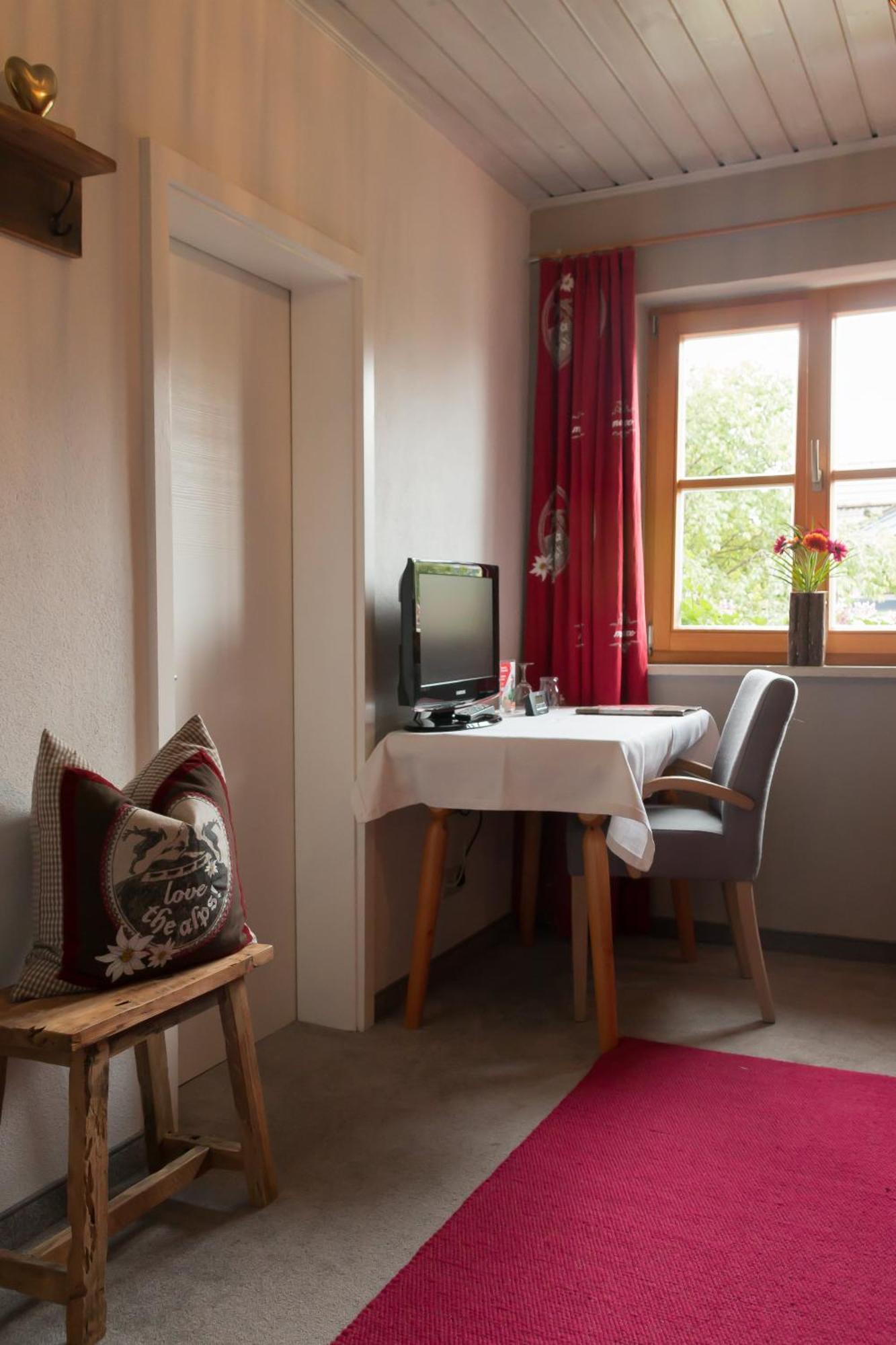 Gaestehaus Sattlerhof Bernau am Chiemsee Luaran gambar